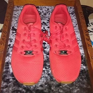 Adidas torsion red sneakers